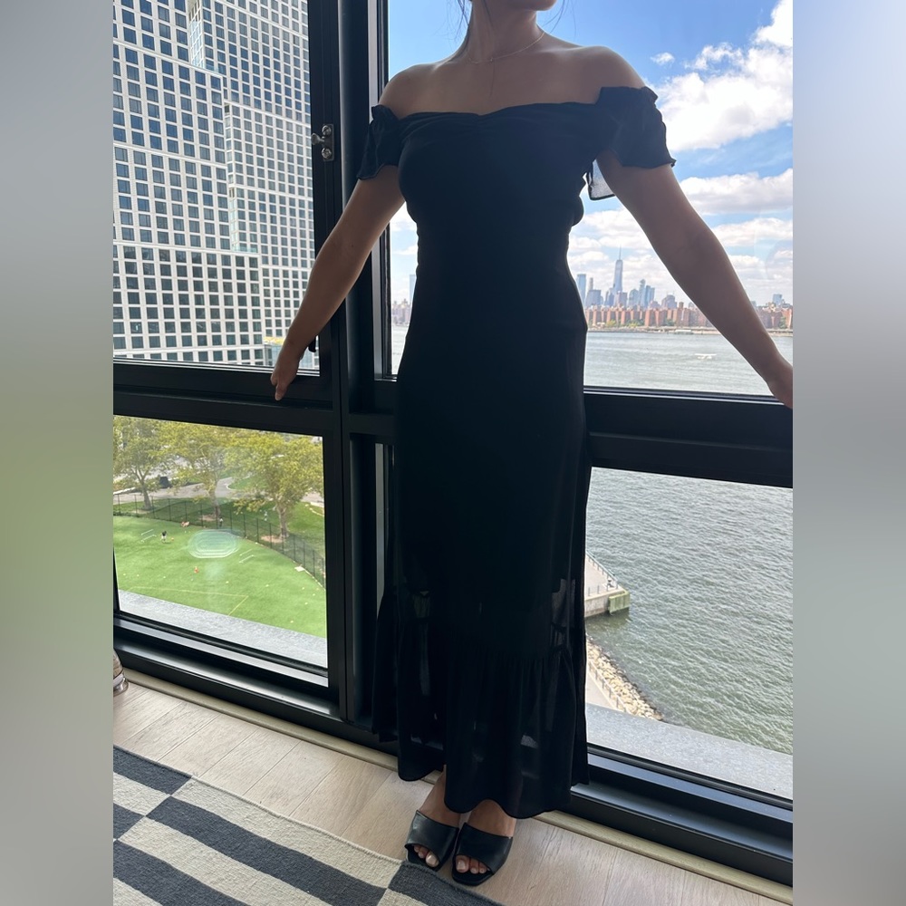 Reformation Black Dress, size 0 (EUC)